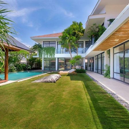 Villa Nonnavana - 12-Minute Walk To Batu Bolong Beach Canggu Εξωτερικό φωτογραφία